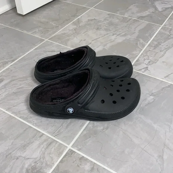 Black Fluffy Crocs - Picture 2 of 2